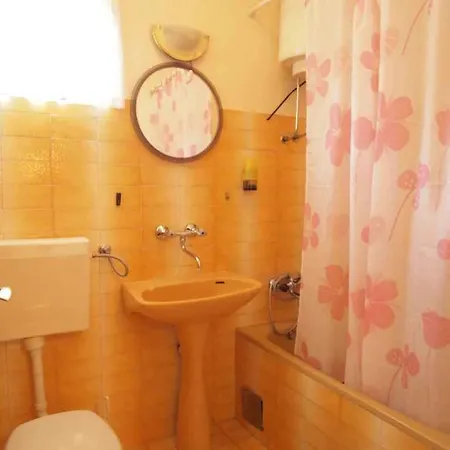 Apartment In 6943 Orebic